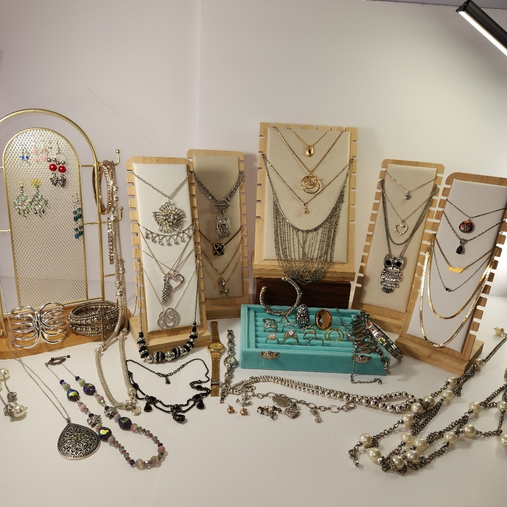 #2477,  MONET, 925 SILVER, AVON, 14K GE, 18K GE, ETC,  UNBRANDED, GOLD PLATED ,